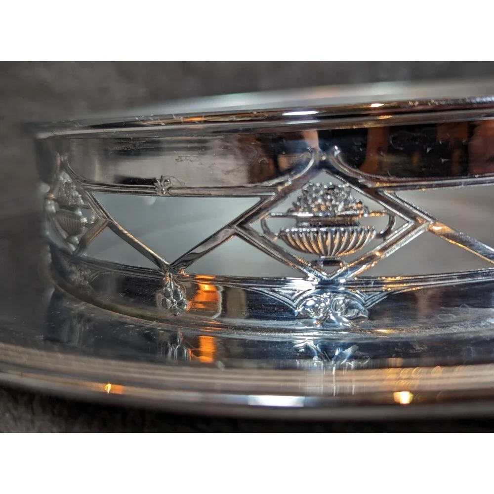 Vintage Royal Rochester Chrome Holder